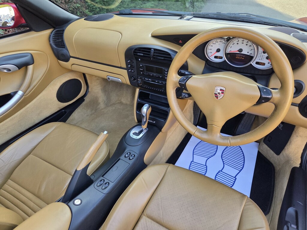 Porsche Boxster Spyder Silver #10