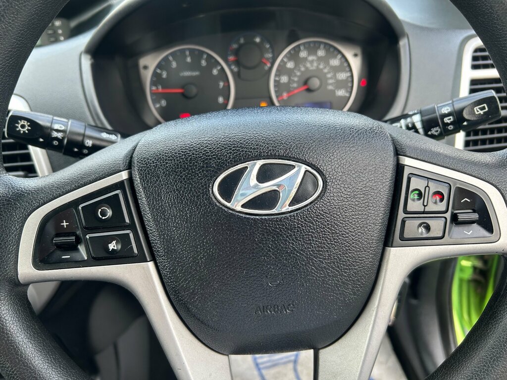 Hyundai I20 Comfort Red #14