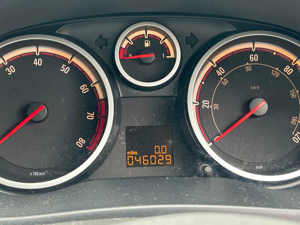 Vauxhall Corsa Active Plus Cdti Black #18
