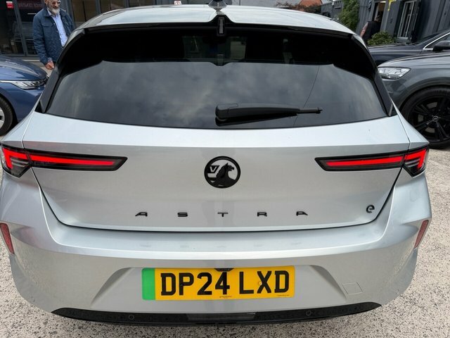 Vauxhall Astra 2024 54Kwh Gs Hatchback 156 Ps Silver #5