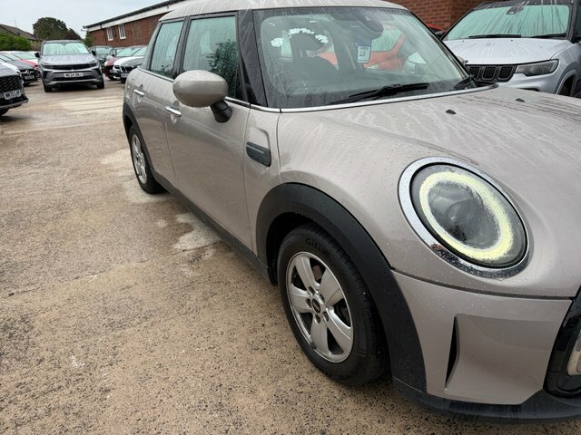 Mini Hatch 2023 1.5 Cooper Classic Hatchback Manua Grey #5