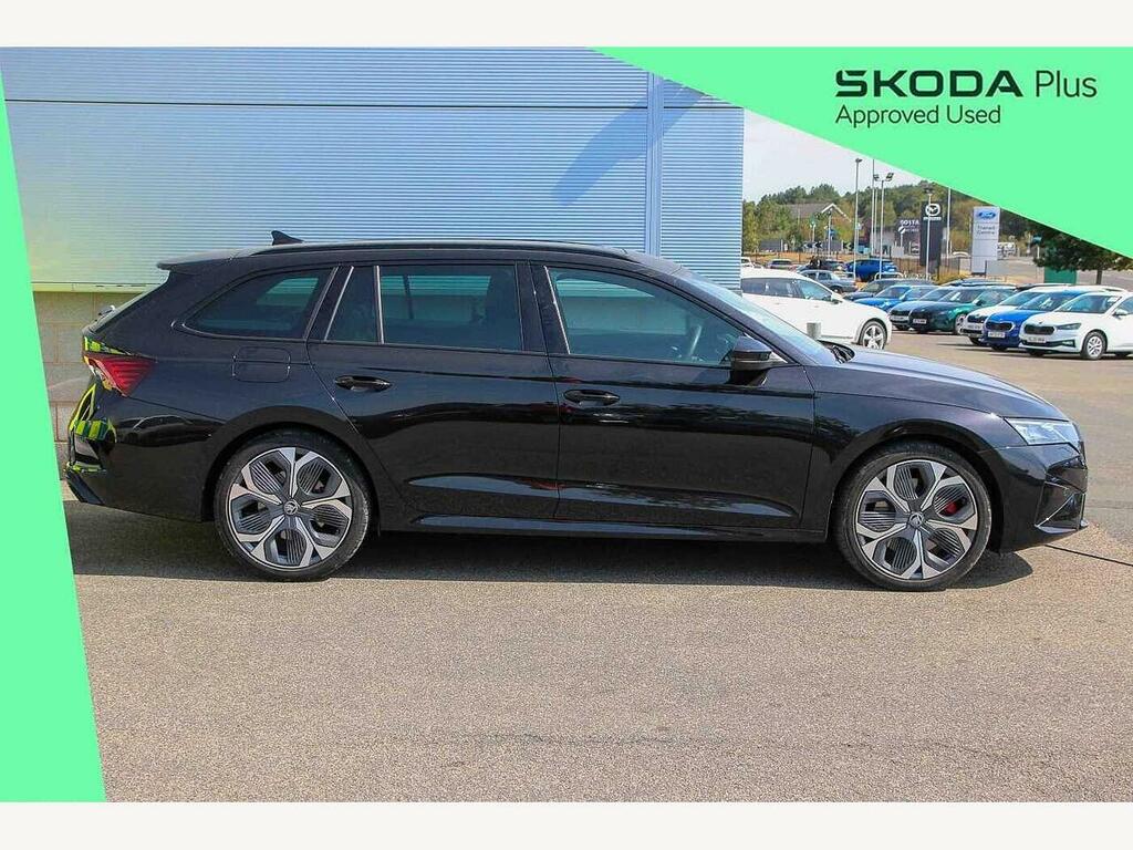 Skoda Octavia 2025 2.0 Tsi Vrs Dsg Black #4