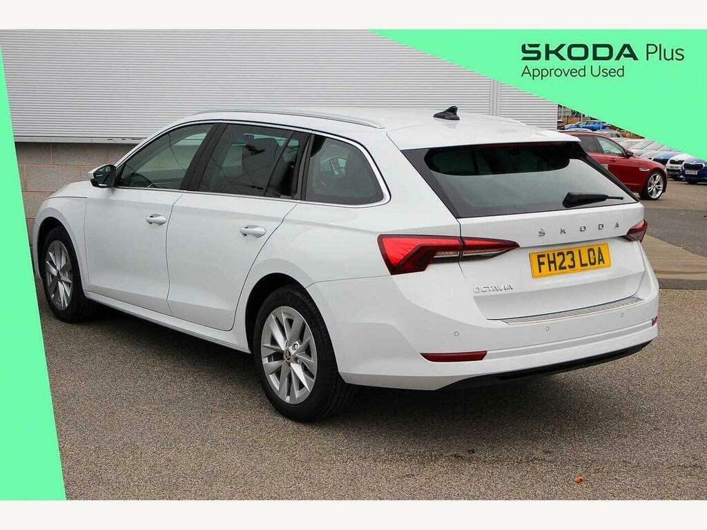 Skoda Octavia 2023 2.0 Tdi 150 Se L Dsg White #3