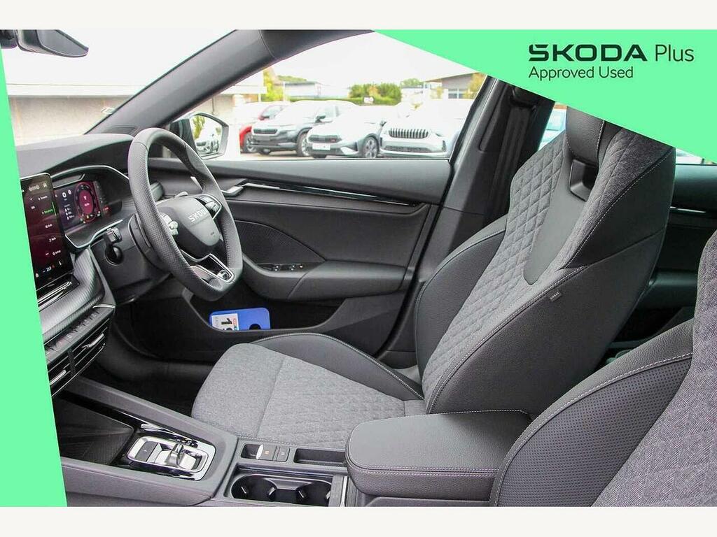 Skoda Octavia 2026 1.5 Tsi 150 E-tec Sportline Dsg Grey #2