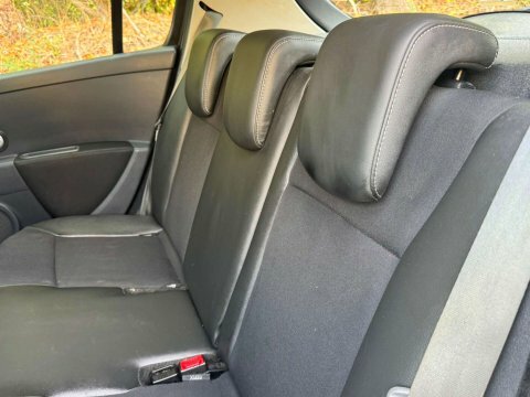 Renault Clio 1.2 Dynamique Tomtom Euro 5 Red #18