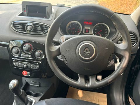 Renault Clio 1.2 Dynamique Tomtom Euro 5 Red #21