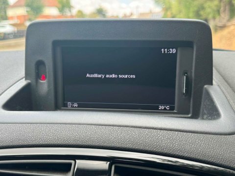Renault Clio 1.2 Dynamique Tomtom Euro 5 Red #32