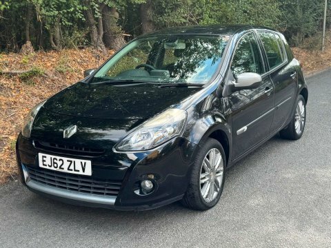 Renault Clio 1.2 Dynamique Tomtom Euro 5 Red #3
