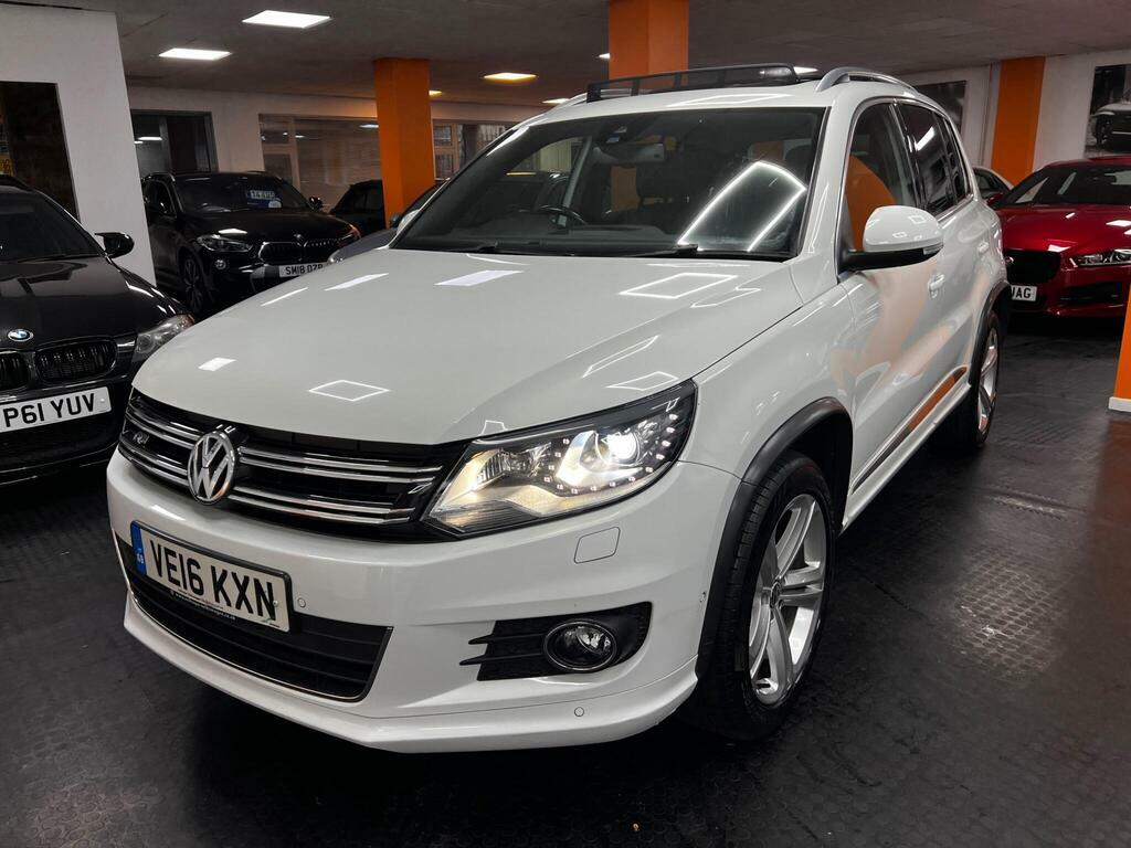 Volkswagen Tiguan 2.0 Tdi Bluemotion Tech R-line Edition Dsg 4Wd Eur White #4