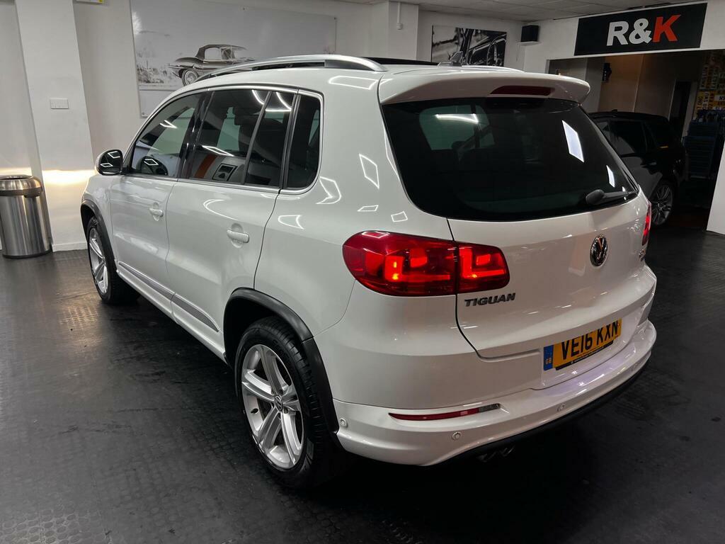 Volkswagen Tiguan 2.0 Tdi Bluemotion Tech R-line Edition Dsg 4Wd Eur White #5