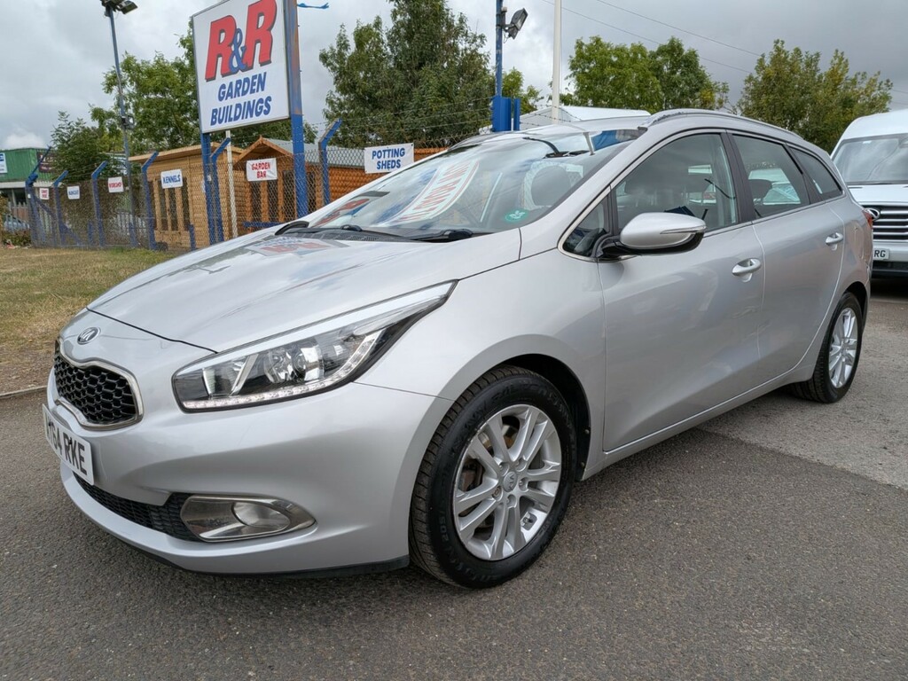 Kia Ceed Estate 1.6 Crdi Ecodynamics 2 2014 AY64RKE Silver #2