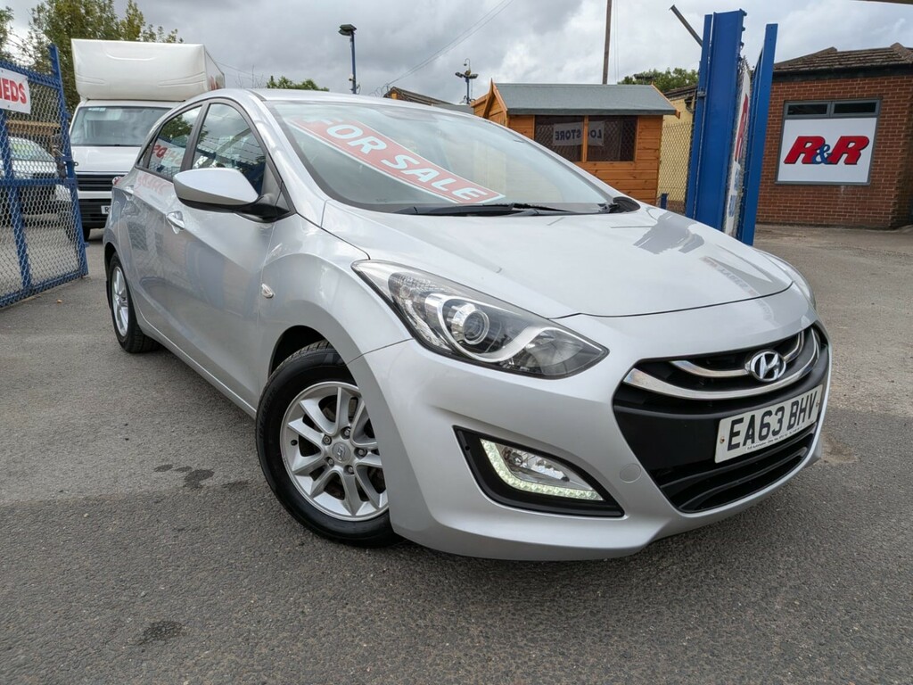 Hyundai I30 Hatchback 1.6 Crdi Blue Drive Active 2013 Silver