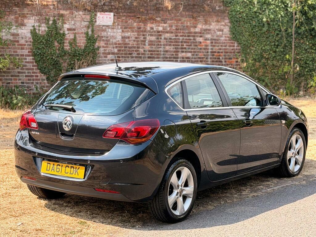 Vauxhall Astra Hatchback 1.6 16V Se Euro 5 201262 Silver #9