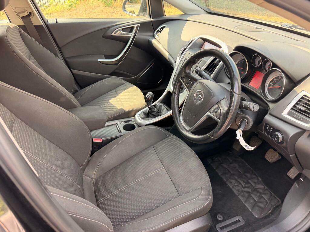 Vauxhall Astra Hatchback 1.6 16V Se Euro 5 201262 Silver #35