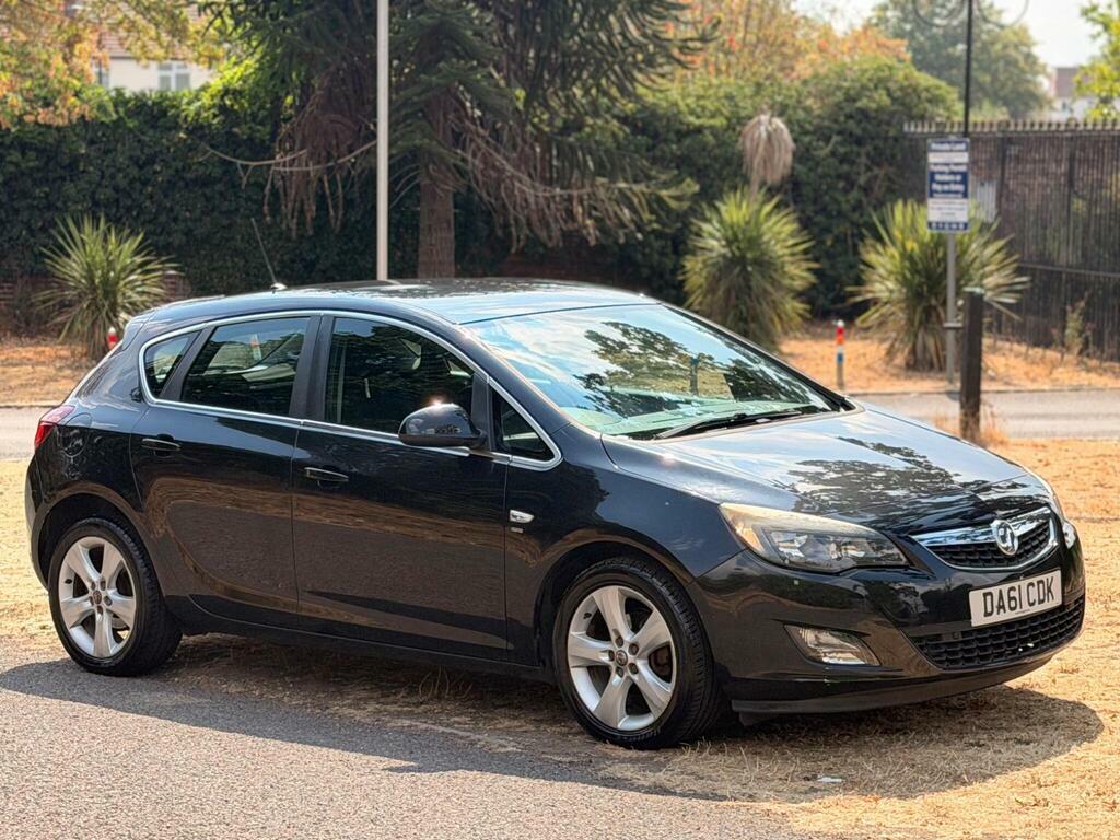 Vauxhall Astra Hatchback 1.6 16V Se Euro 5 201262 Silver #1
