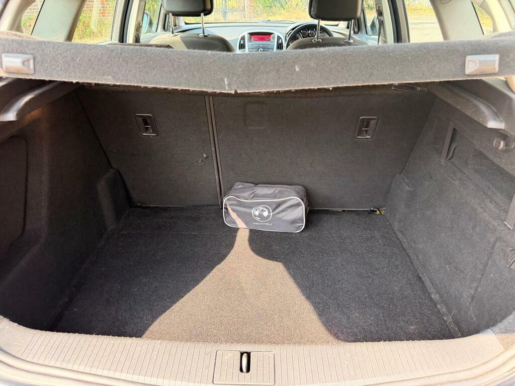 Vauxhall Astra Hatchback 1.6 16V Se Euro 5 201262 Silver #20