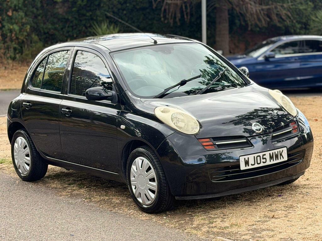 Nissan Micra 1.4 16V Se Black #2