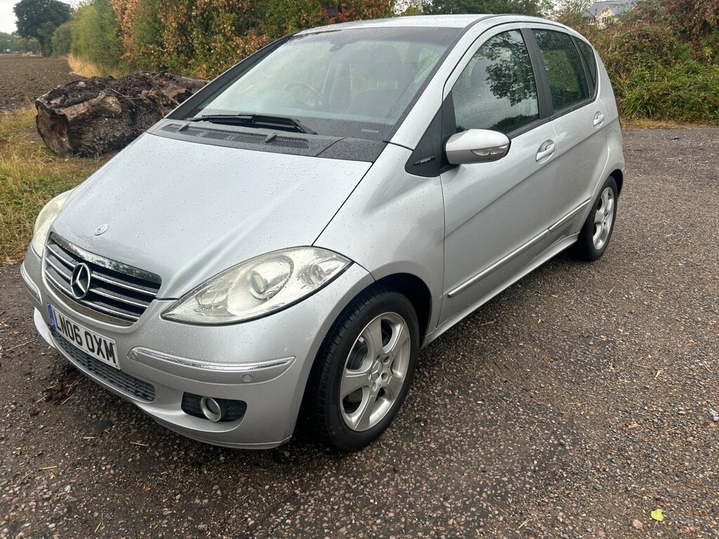 Mercedes-Benz A Class 2.0 A180 Cdi Avantgarde Se Cvt Silver