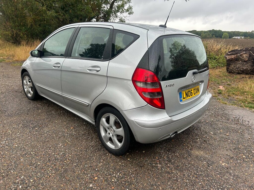 Mercedes-Benz A Class 2.0 A180 Cdi Avantgarde Se Cvt Silver #4
