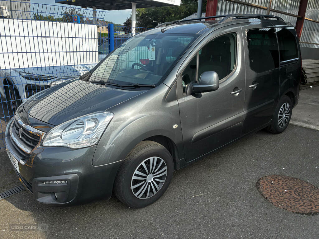 Peugeot Partner Tepee 1.6 Bluehdi 75 Active Grey