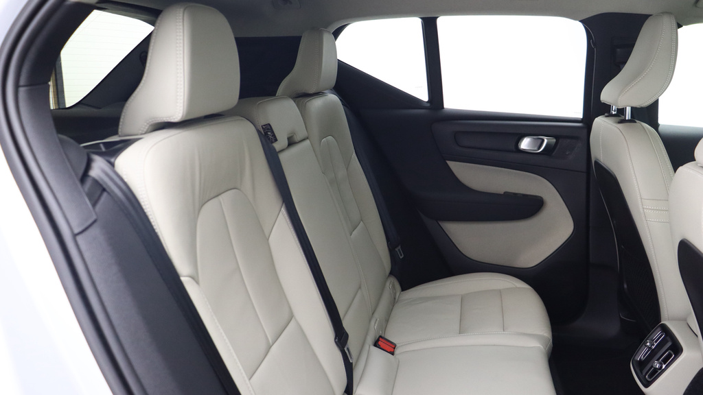 Volvo XC40 B4 P Awd Inscription Blond Leather, Park Camera  #6