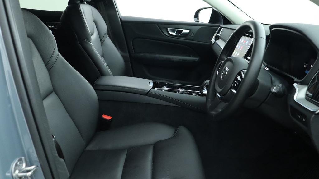 Volvo V60 Plus Blue #23