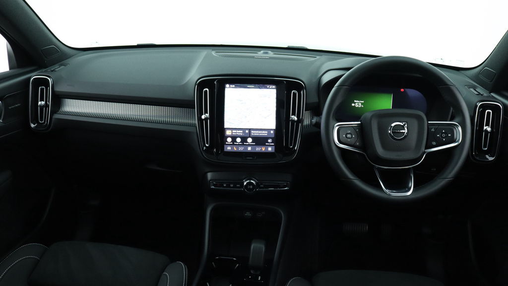 Volvo EX40 Twin Motor Performance Ultra Black Edition Sunroo #5