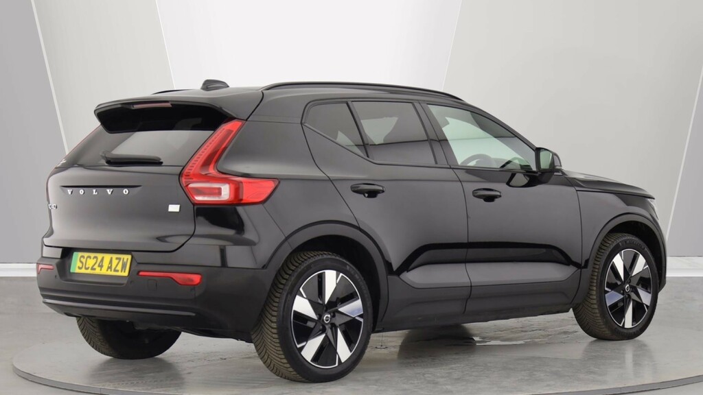 Volvo XC40 Twin Motor Plus Park Camera, Heated Seats, Apple #2