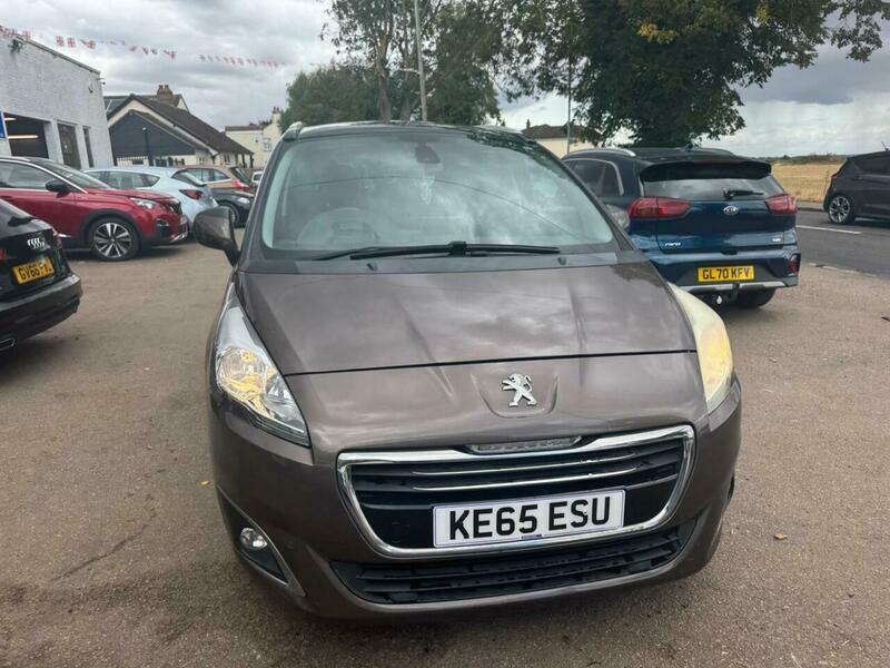Peugeot 5008 Active Grey #4
