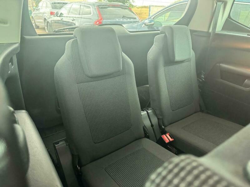 Peugeot 5008 Active Grey #32