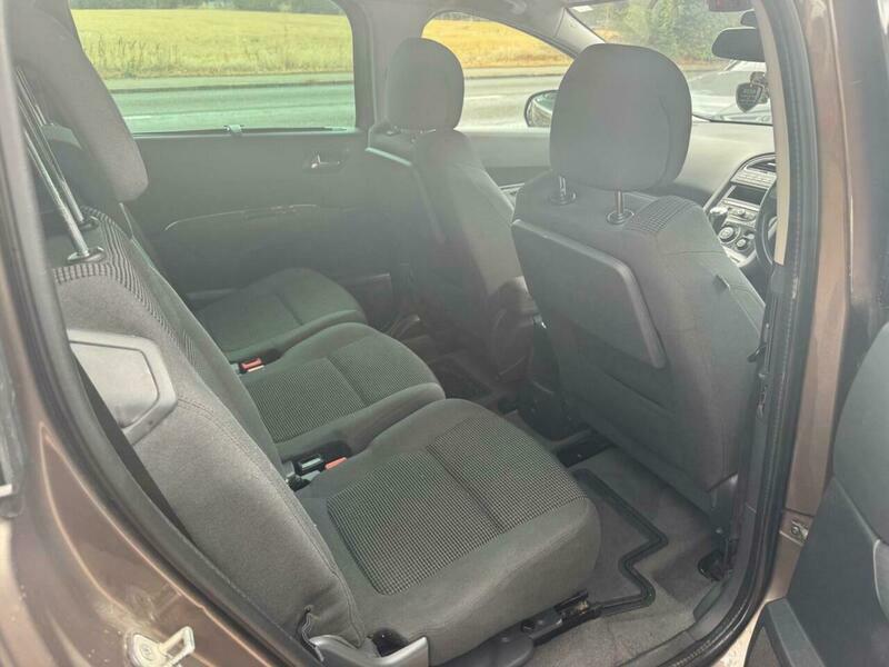 Peugeot 5008 Active Grey #12