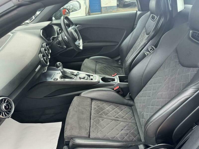 Audi TT 2.0 Tfsi 45 S Black #6