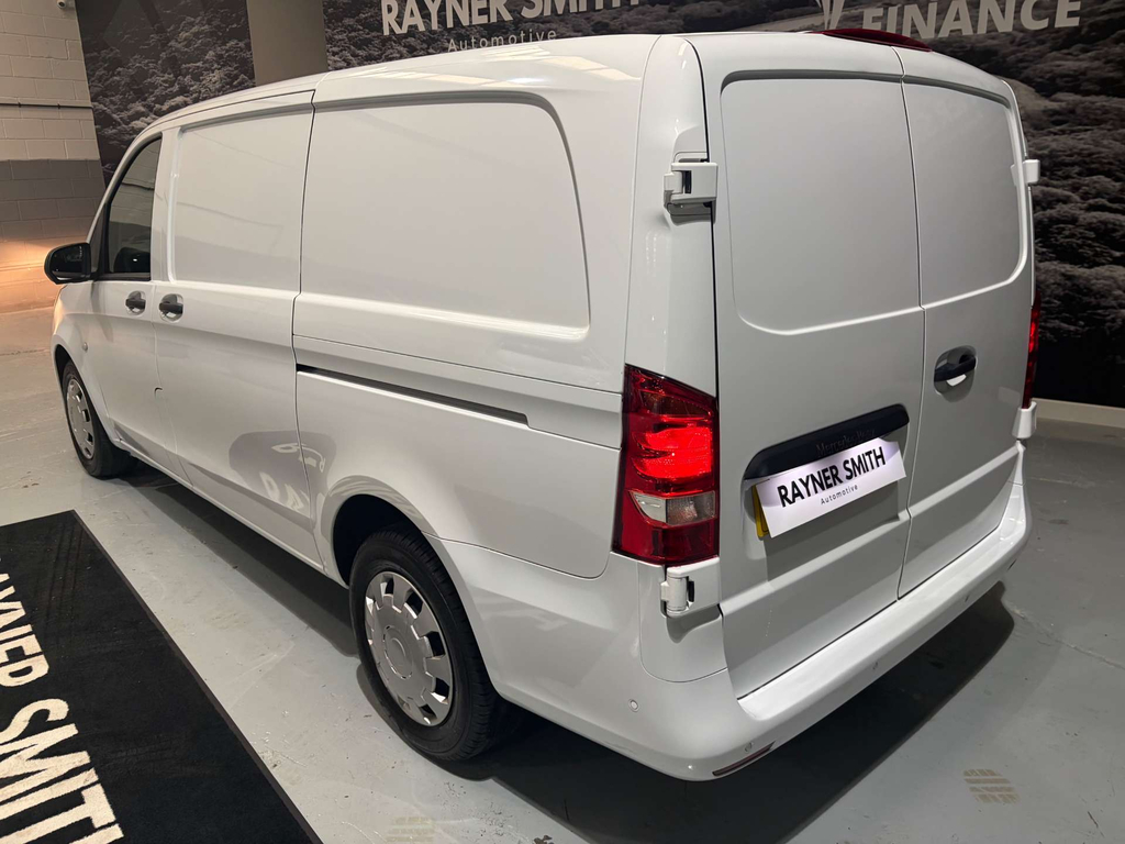 Mercedes-Benz Vito 114 Progressive Cdi #5