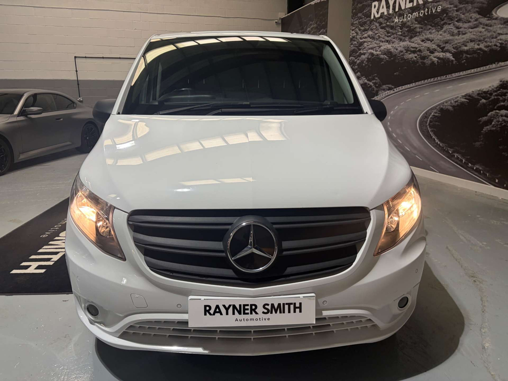 Mercedes-Benz Vito 114 Progressive Cdi #2