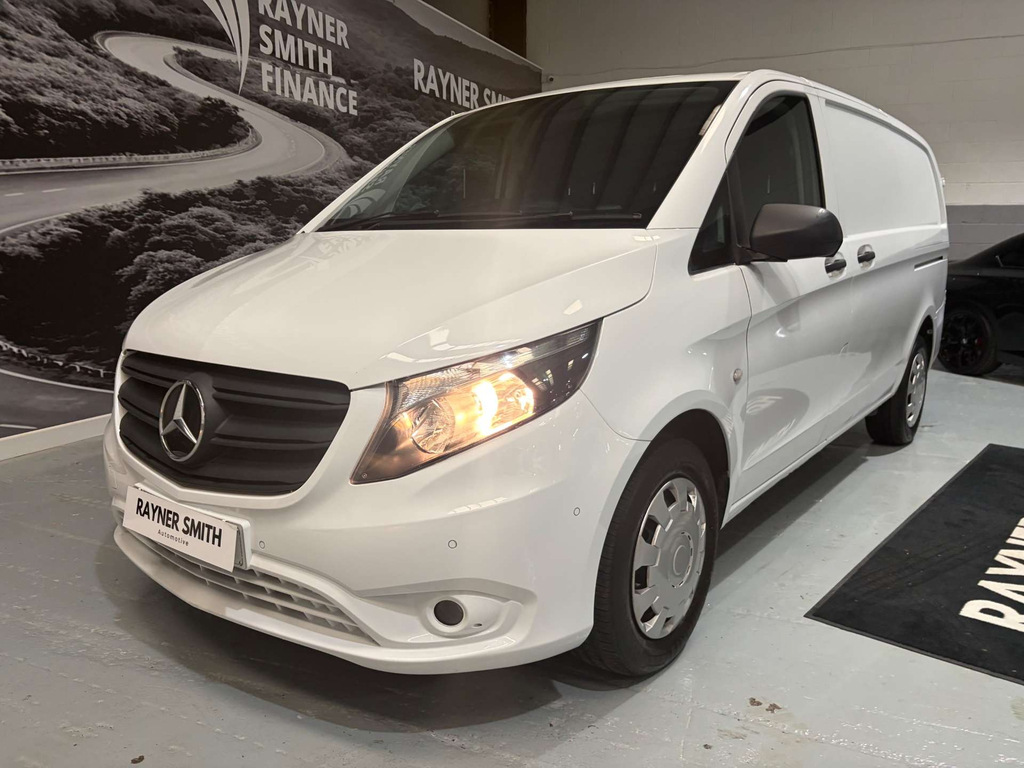 Mercedes-Benz Vito 114 Progressive Cdi #4