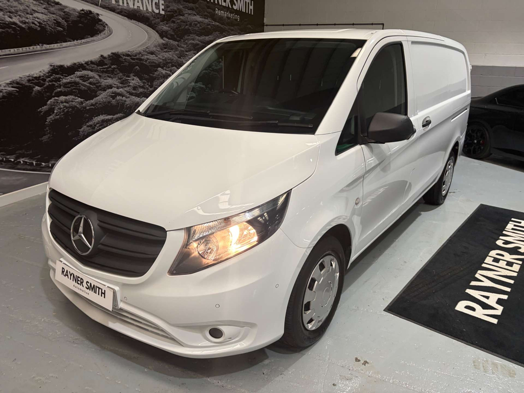 Mercedes-Benz Vito 114 Progressive Cdi #3