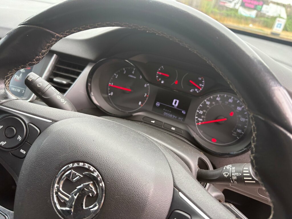 Vauxhall Crossland X 1.2 Se Suv Euro 6 83 Ps Red #6