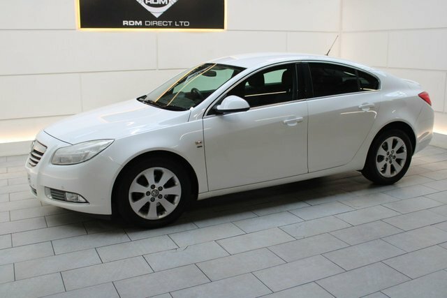 Vauxhall Insignia Hatchback MT12CVS White #6