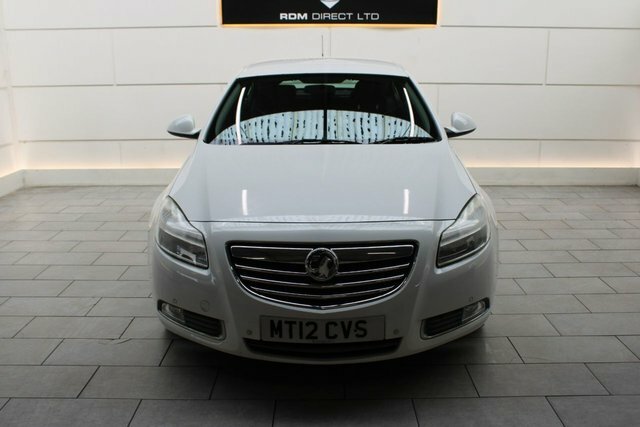 Vauxhall Insignia Hatchback MT12CVS White #2