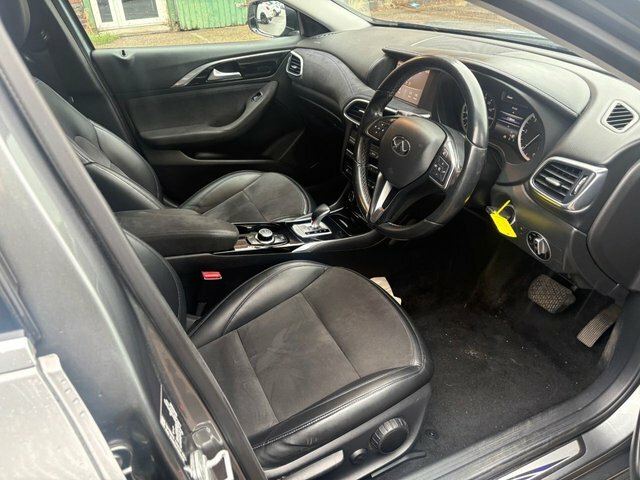 Infiniti Q30 Hatchback Grey #5