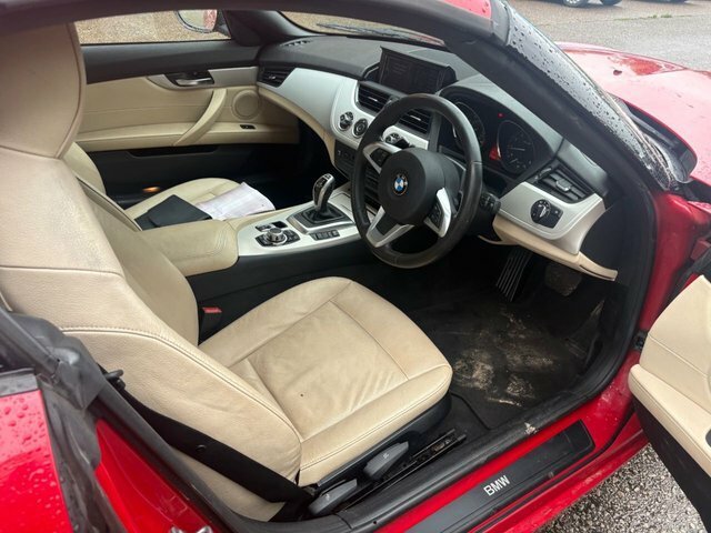 BMW Z4 Convertible Red #5