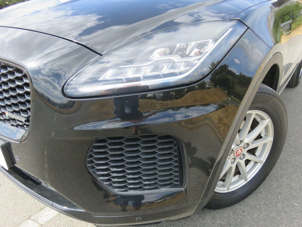 Jaguar E-Pace 2.0 D150 R-dynamic Awd Euro 6 Ss Black #4