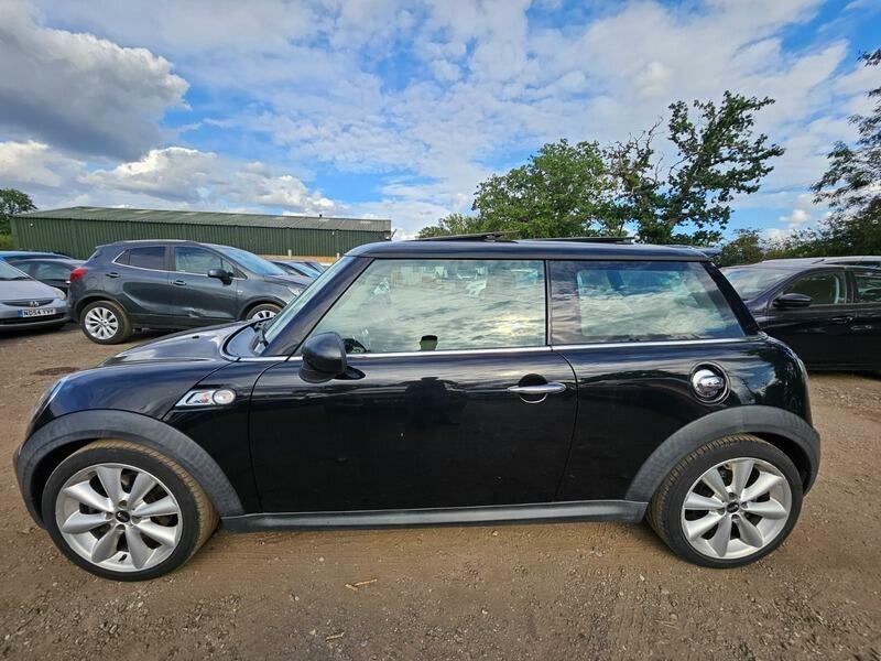 Mini Hatch 1.6 Cooper S Euro 5 Ss GY13TOH Black #4