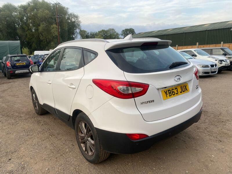 Hyundai Ix35 1.7 Crdi Se Euro 5 Ss Nav White #5