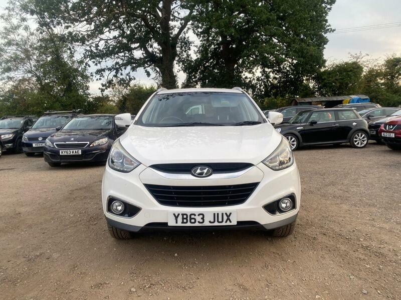 Hyundai Ix35 1.7 Crdi Se Euro 5 Ss Nav White #2