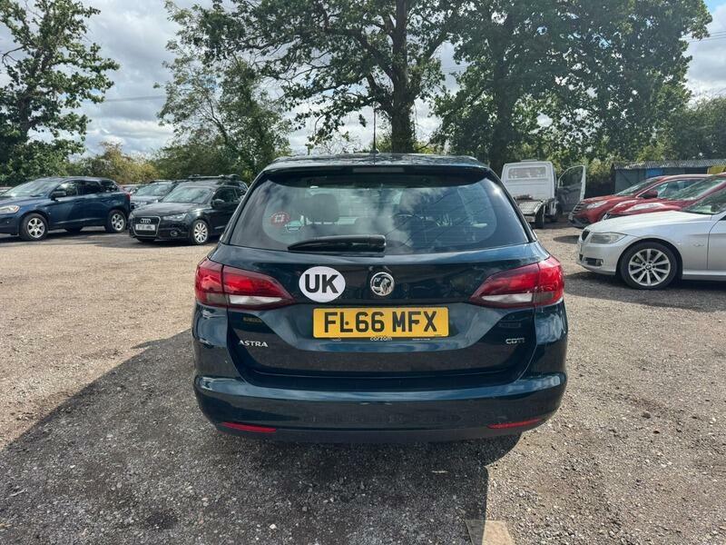 Vauxhall Astra Design Green #6