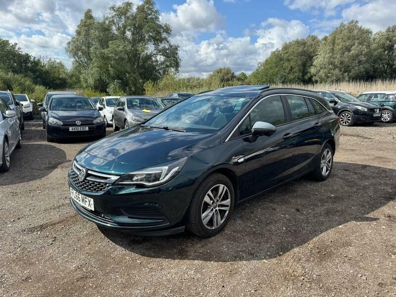 Vauxhall Astra Design Green #3