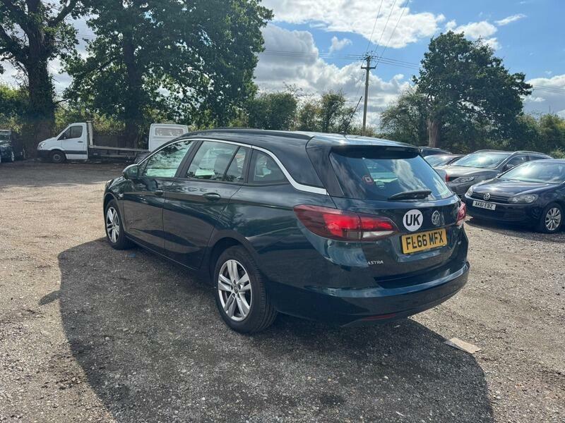 Vauxhall Astra Design Green #5