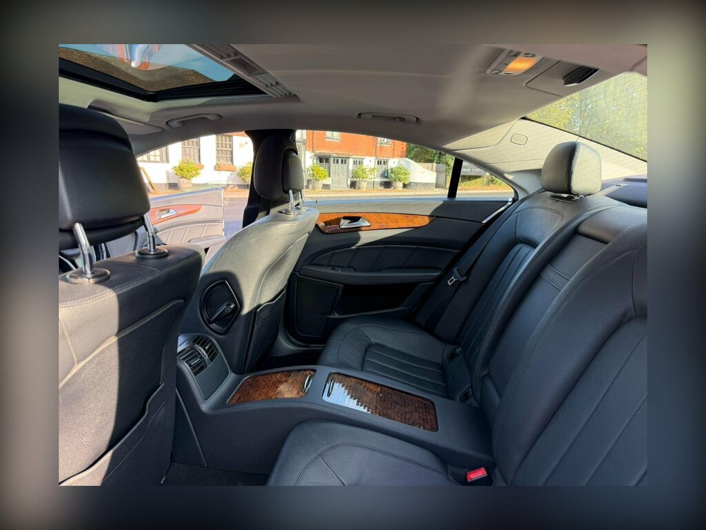 Mercedes-Benz CLS 3L Null Silver #41