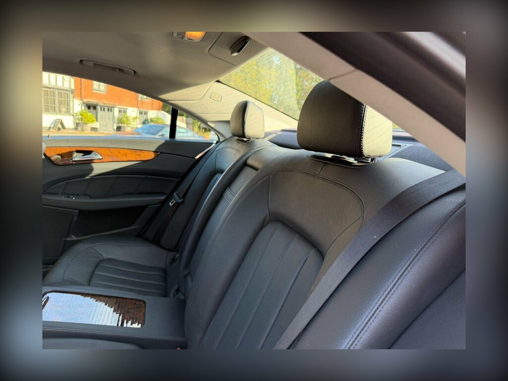Mercedes-Benz CLS 3L Null Silver #40